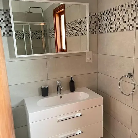 Apartment Tsangarides With Mountain View In Lemona, Paphos Lemona